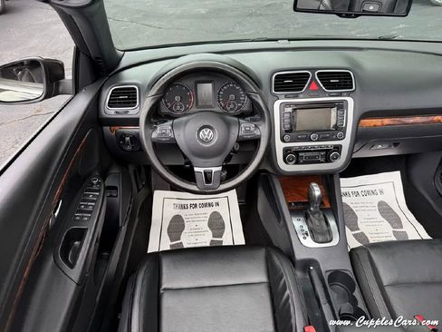Used 2012 Volkswagen Eos Lux image 22