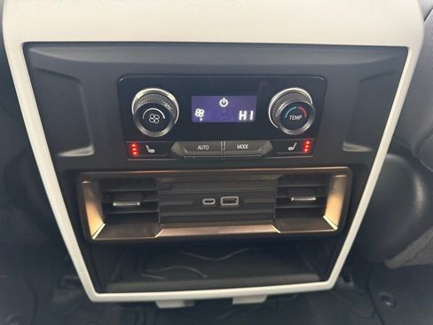 Used 2024 GMC Hummer EV 2X image 15