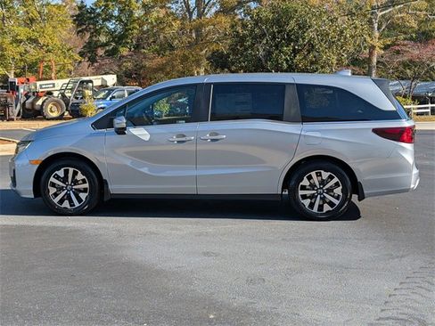 New 2026 Honda Odyssey EX-L image 9