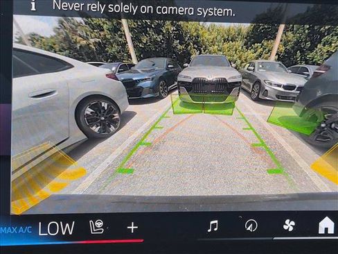 Used 2023 BMW 740i w/ Parking Assistance Package RWD image 6