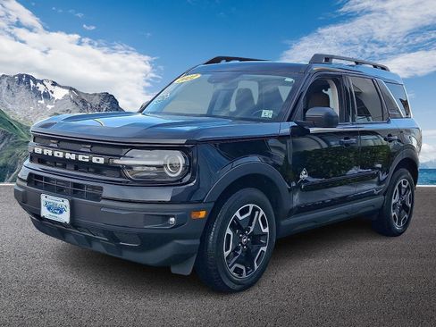 Certified 2022 Ford Bronco Sport Outer Banks w/ Tech Package image 3