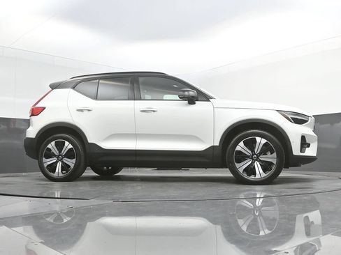 Certified 2023 Volvo XC40 Recharge Plus AWD/4WD image 36