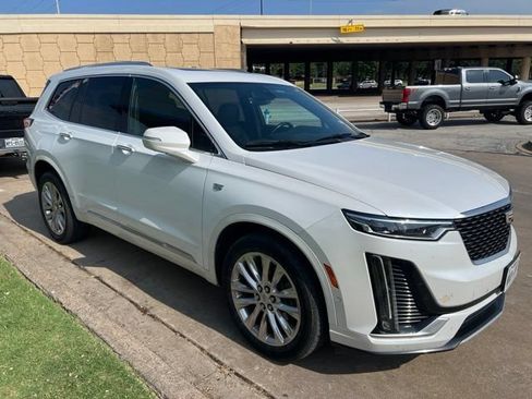 Used 2020 Cadillac XT6 Premium Luxury AWD/4WD image 1