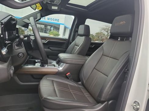 Certified 2025 Chevrolet Silverado 1500 High Country w/ High Country Premium Package image 18