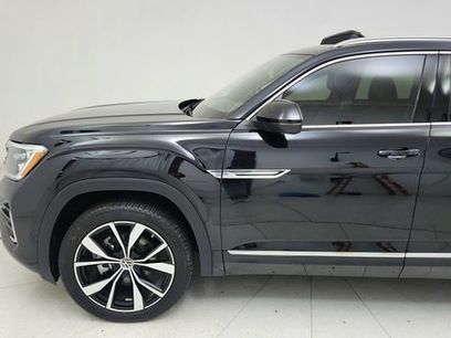 Used 2024 Volkswagen Atlas Cross Sport SEL Premium R-Line