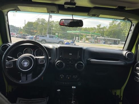 Used 2016 Jeep Wrangler Unlimited Sport w/ Quick Order Package 24S AWD/4WD image 28