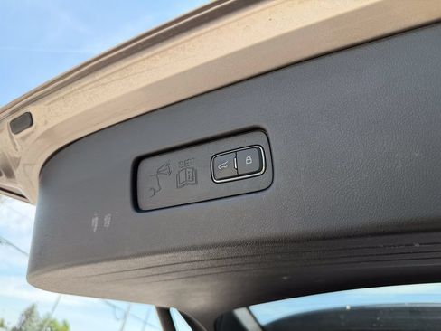 Used 2020 Lincoln Aviator Reserve w/ Equipment Group 201A AWD/4WD image 16