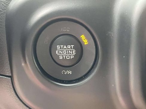 Used 2021 Jeep Wrangler Unlimited Rubicon 4xe w/ Cold Weather Group AWD/4WD image 29