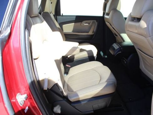 Used 2012 Chevrolet Traverse LTZ image 36