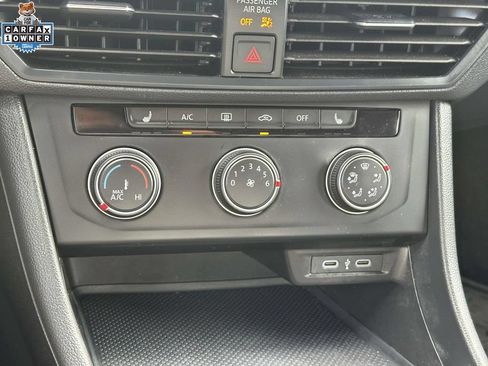 Used 2024 Volkswagen Jetta Sport FWD image 28
