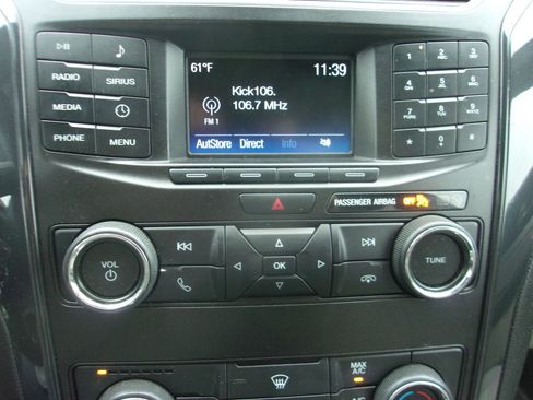Used 2018 Ford Explorer 4WD image 24