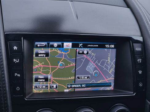 Used 2016 Jaguar F-TYPE Convertible image 23