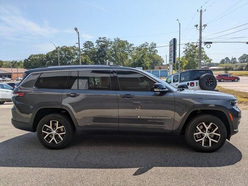 Used 2024 Jeep Grand Cherokee L Limited AWD/4WD image 87