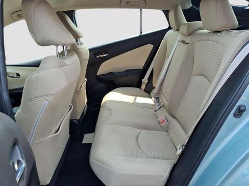 Certified 2022 Toyota Prius LE AWD/4WD image 14