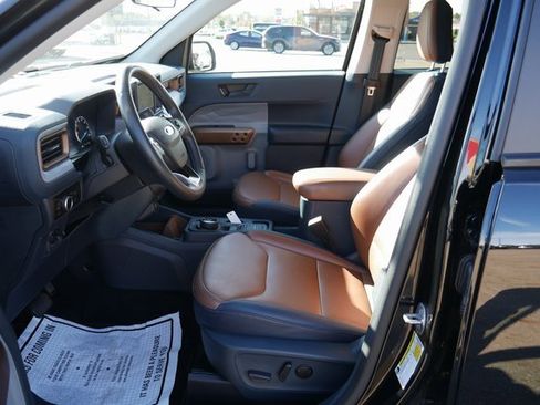 Used 2024 Ford Maverick Lariat w/ FX4 Off-Road Package image 2