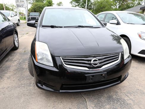 Used 2010 Nissan Sentra 2.0 S FWD image 3