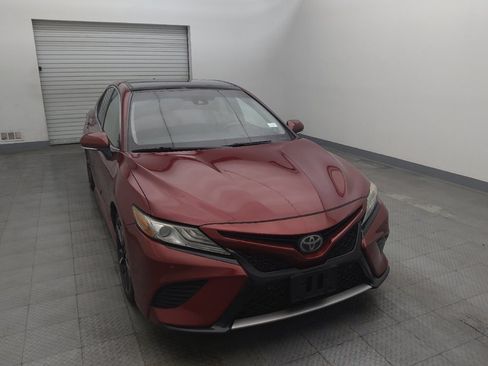Used 2018 Toyota Camry XSE FWD image 14