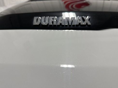 Used 2024 Chevrolet Silverado 1500 LT Trail Boss w/ Convenience Package II AWD/4WD image 10