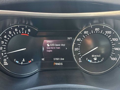 Used 2019 Lincoln MKZ Premiere FWD image 12
