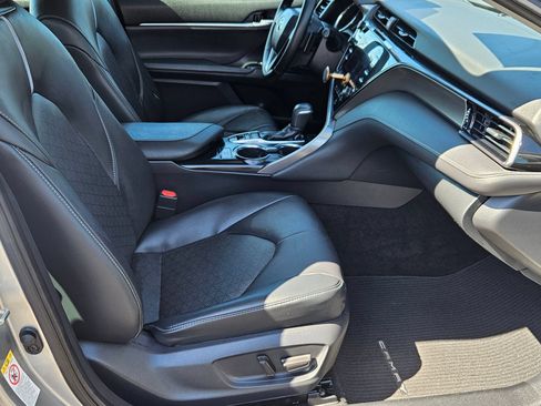 Used 2019 Toyota Camry XSE FWD image 29