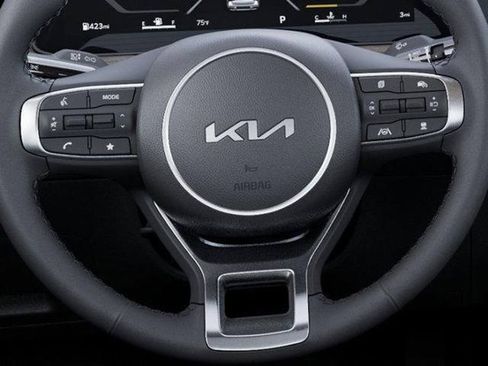 New 2025 Kia K5 EX image 21