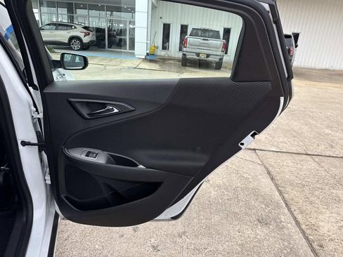 Used 2024 Chevrolet Malibu LT image 25