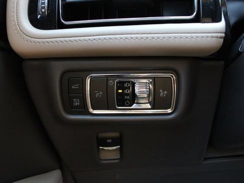 Used 2023 Lincoln Nautilus Reserve w/ Equipment Group 201A AWD/4WD image 11
