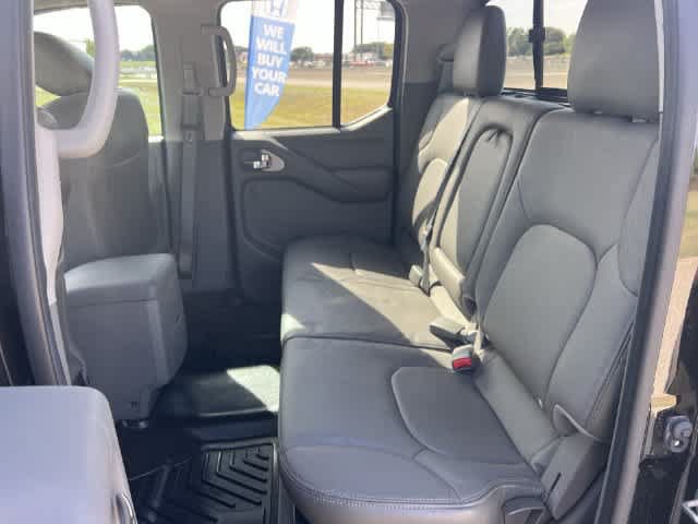 Used 2019 Nissan Frontier SL RWD image 14