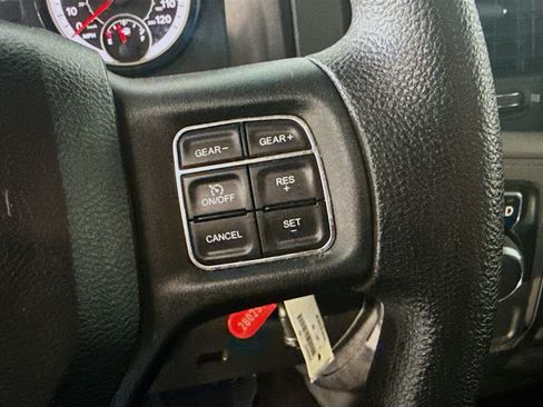 Used 2017 RAM 1500 Express image 15
