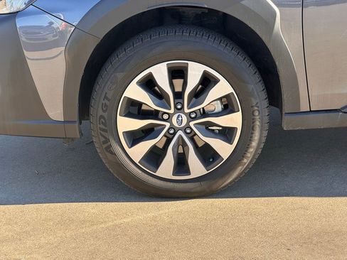 Used 2025 Subaru Outback Limited image 7