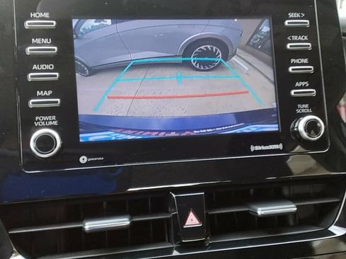 Used 2021 Toyota Camry SE FWD image 20