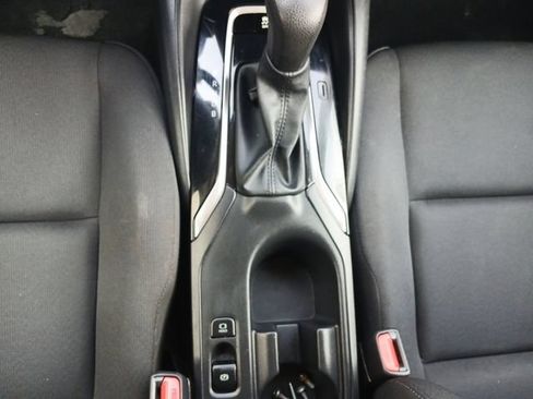Used 2024 Toyota Corolla LE FWD image 11