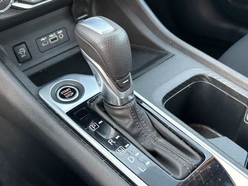 Used 2024 Nissan Sentra SV w/ All-Weather Package FWD image 14