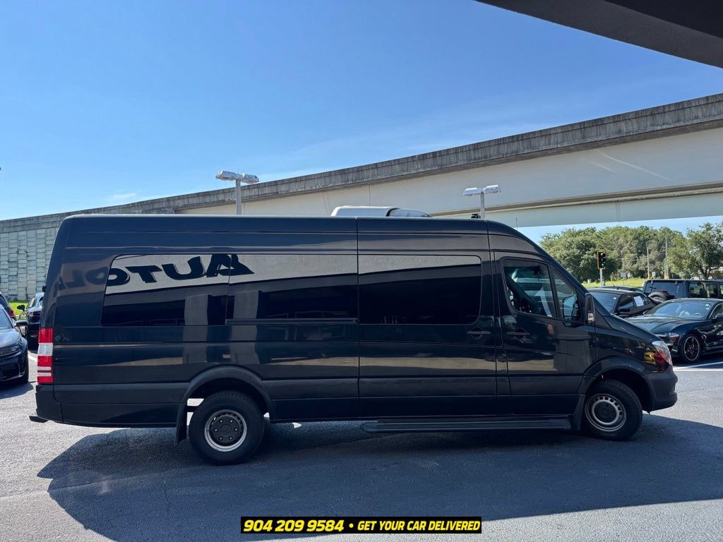 Used 2017 Mercedes-Benz Sprinter 3500 image 7