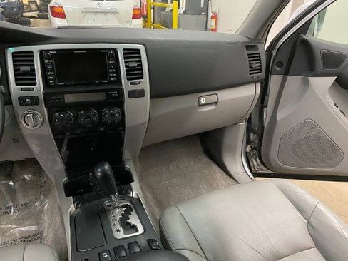 Used 2008 Toyota 4Runner Limited AWD/4WD image 22