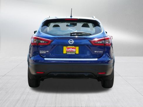 Used 2020 Nissan Rogue Sport SV w/ All-Weather Package AWD/4WD image 6