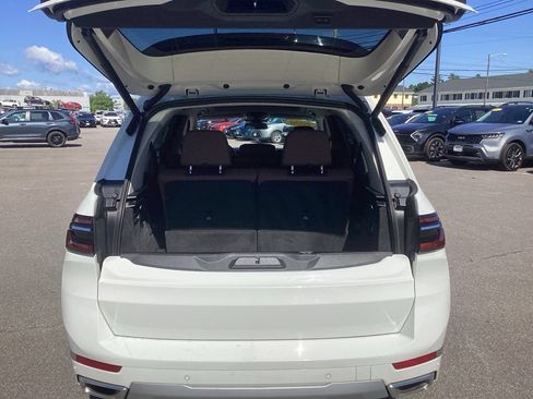 Used 2026 BMW X7 xDrive40i AWD/4WD image 9