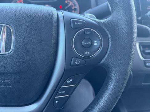 Used 2023 Honda Ridgeline Sport image 17