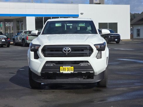 New 2026 Toyota Tacoma SR5 image 3