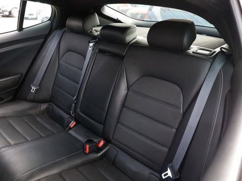 Used 2019 Kia Stinger GT2 image 11