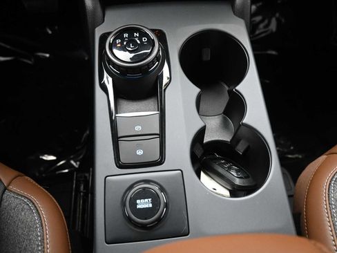 Used 2024 Ford Bronco Sport Outer Banks image 23