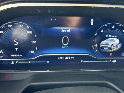 Used 2023 Chevrolet Suburban LT image 10