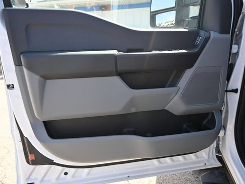 New 2026 Ford F250 XL w/ XL Chrome Package AWD/4WD image 19