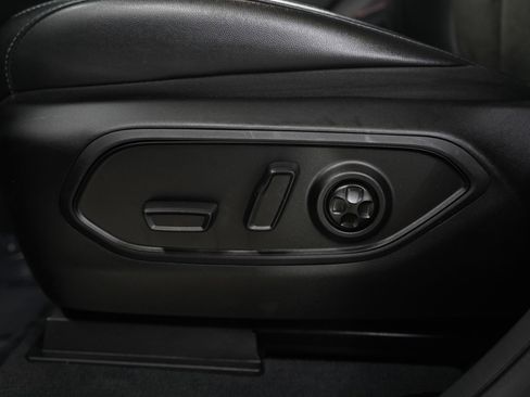 Used 2023 Jeep Grand Cherokee L Laredo image 23