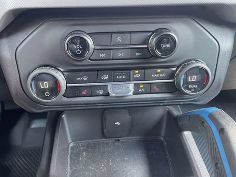 Used 2024 Ford Bronco Black Diamond AWD/4WD image 28