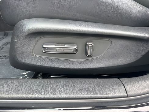 Used 2024 Honda Civic Touring image 10