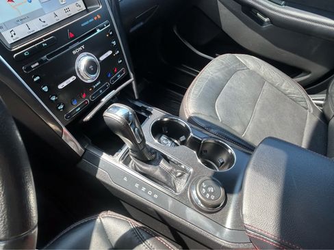 Used 2018 Ford Explorer Sport w/ Equipment Group 401A AWD/4WD image 48