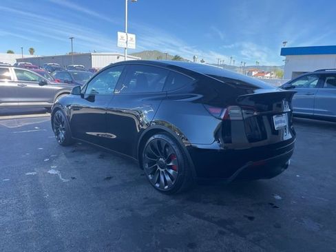 Used 2023 Tesla Model Y Performance image 6