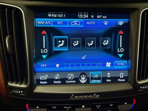 Used 2017 Maserati Levante AWD/4WD image 24