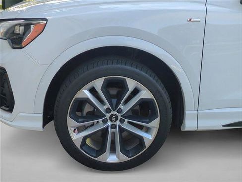 Used 2021 Audi Q3 2.0T Premium w/ Convenience Package AWD/4WD image 27